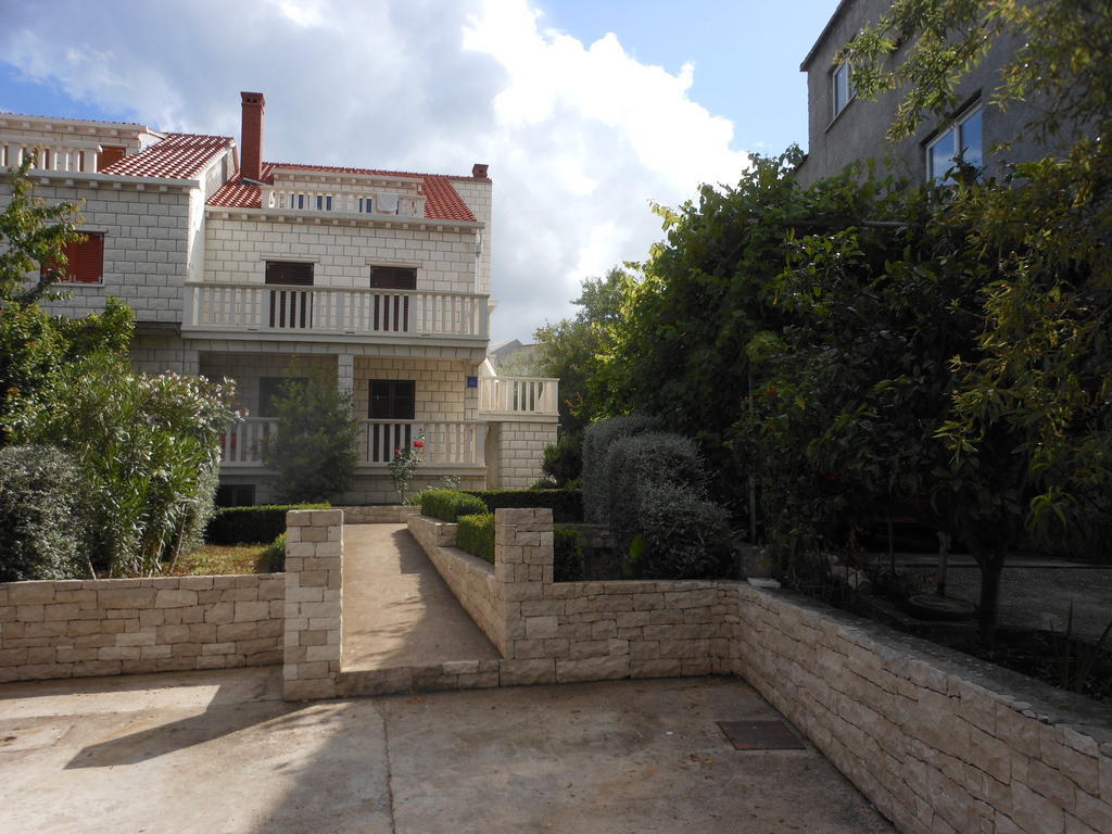 Apartments D & P كورتْشولا المظهر الخارجي الصورة